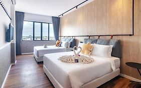 Bagan Suite